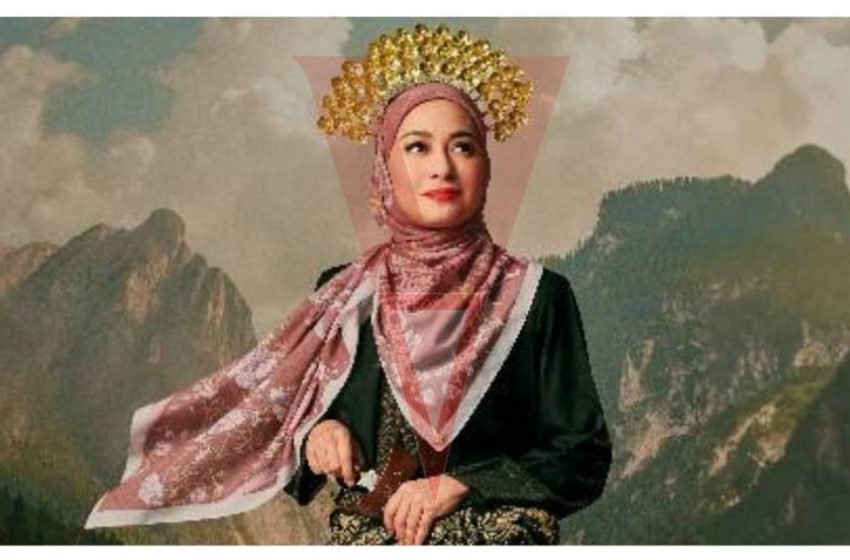  Maya Karin Kelihatan Ayu Bertudung, Persis Srikandi Tun Fatimah Dalam Kempen Promosi Sofea Rose